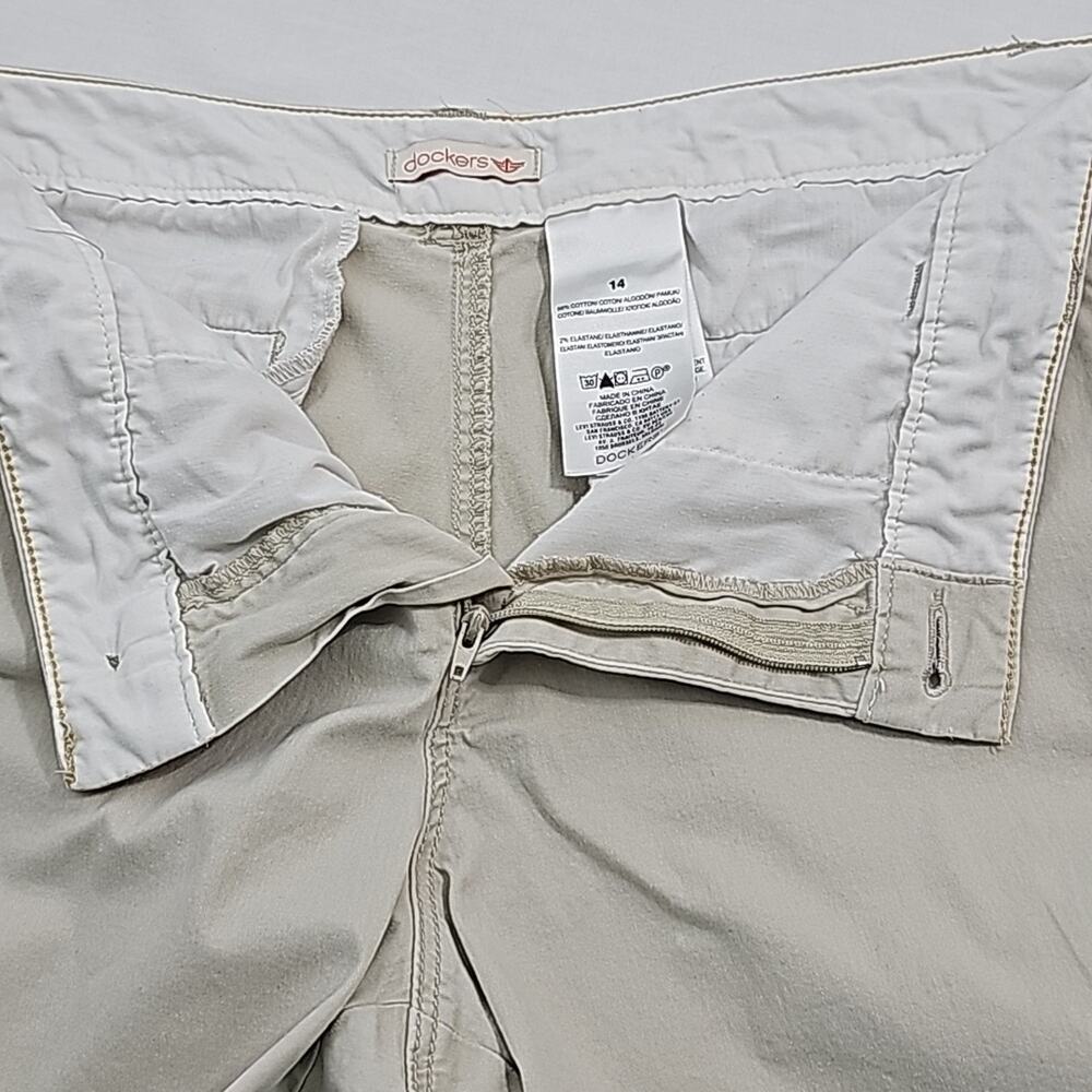 Womens Sz 14 Kacki Shorts Modest Neutral Pockets Casual Classic Dockers - Picture 6 of 11